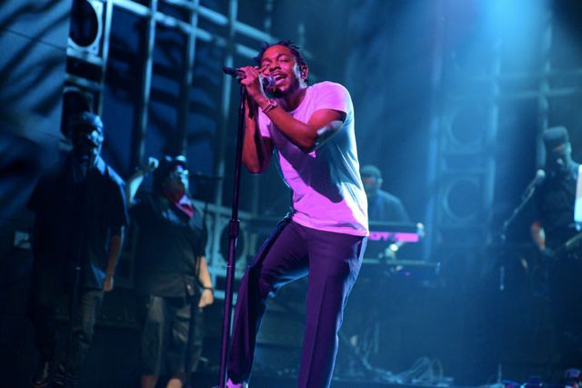 Kendrick Lamar performed blistering versions of "I" and "Pay For It."